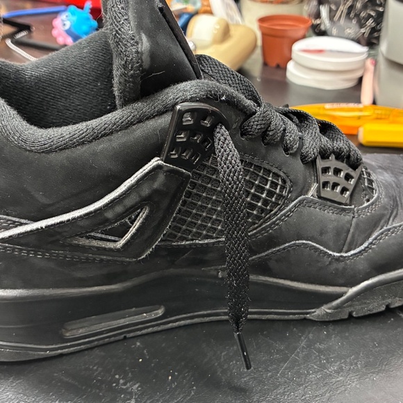 Jordan 4 black car main image 6